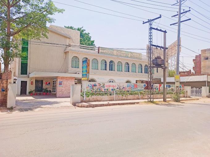 Hotel Silver Sand Multan Exterior photo