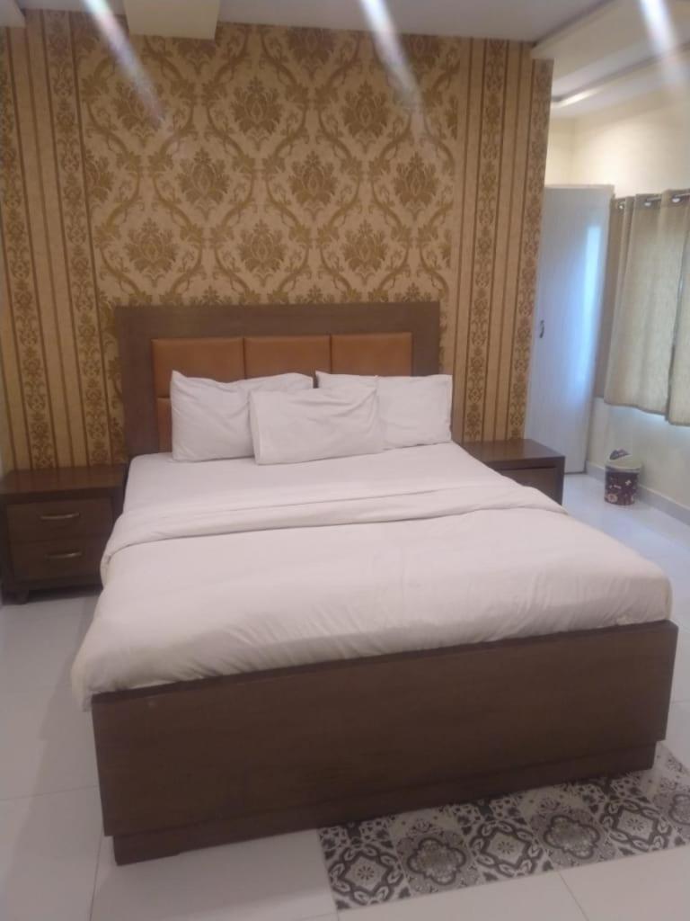 Hotel Silver Sand Multan Exterior photo